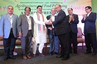 Sami Labs wins National Award for R&D. (Food 360 Awards)